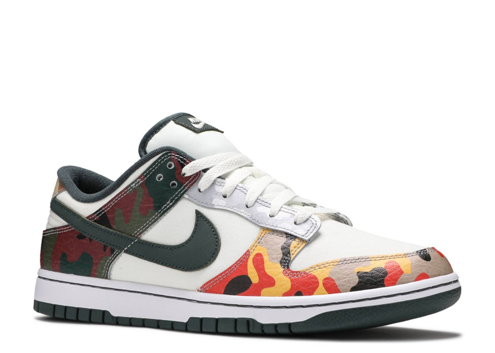 Nike Dunk Low SE Sail Multi-Camo