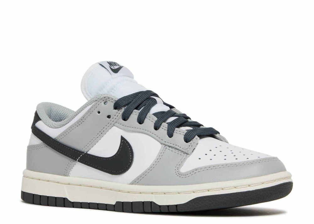 Nike Dunk Low Light Smoke Grey (W)