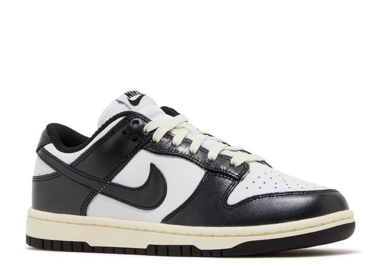 Nike Dunk Low Vintage Panda (W)